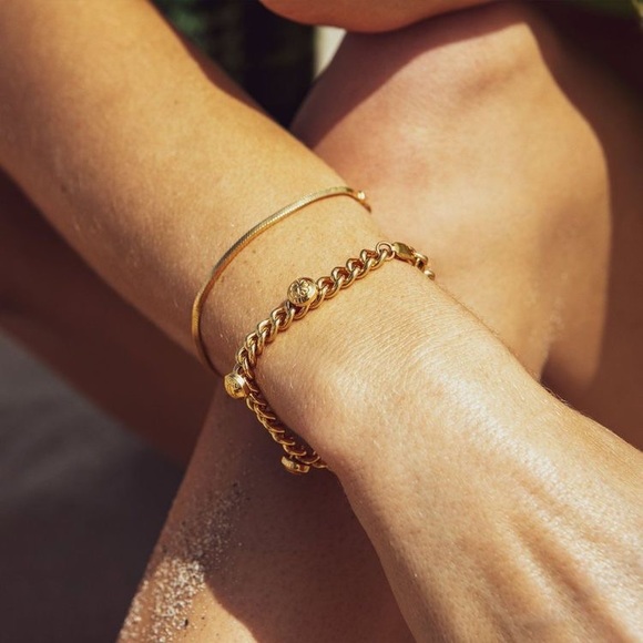 Chain Golden Bracelet - Picture 10 of 11